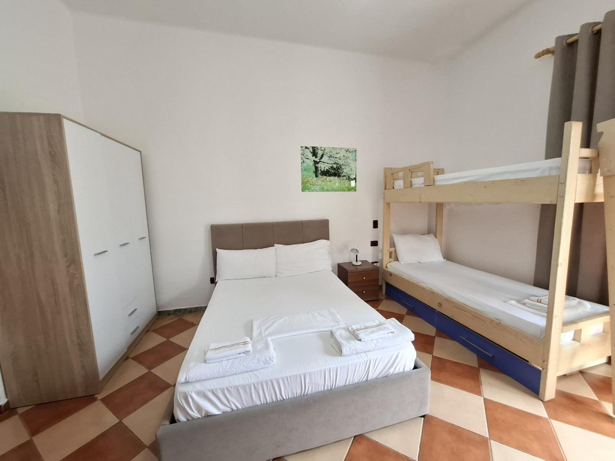 Hotel Sirena Радима Экстерьер фото