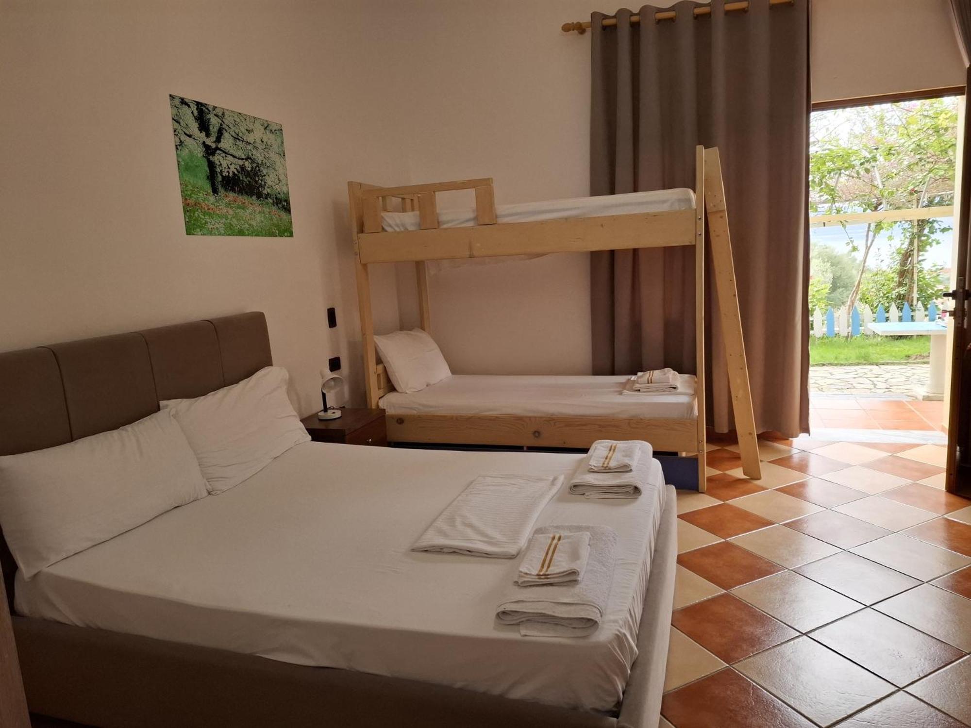 Hotel Sirena Радима Экстерьер фото
